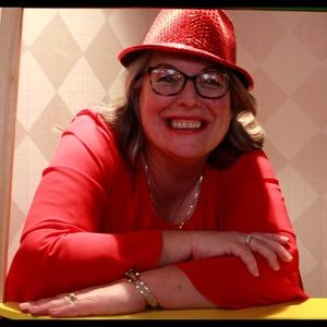 Meet your Posher, Suellen